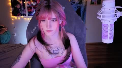 Snapshot of _mariko_ chatting on 7, 3, 2025 Mariko online show from 7, 3, 2025