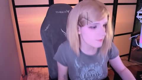 Mariko online show from 20, 4, 2026