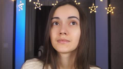  Gwen  online show from 31, 1, 2025