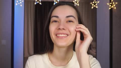  Gwen  online show from 9, 2, 2025