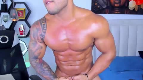 _matthew_santos_ online show from 20, 10, 2025