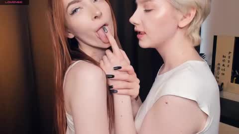 Snapshot of _medal_of_horny_ chatting on 26, 4, 2026 Elva and Kate online show from 26, 4, 2026