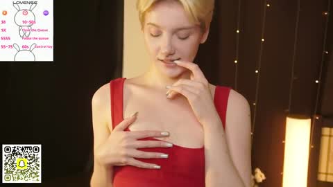 Snapshot of _medal_of_horny_ chatting on 31, 5, 2026 Elva and Kate online show from 31, 5, 2026