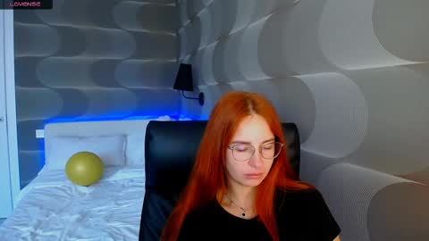 Snapshot of _mi_amore chatting on 13, 9, 2025 _mi_amore online show from 13, 9, 2025