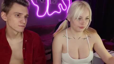 Mia Mason online show from 8, 3, 2025