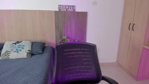 _miamiller_ online show from 14, 9, 2025