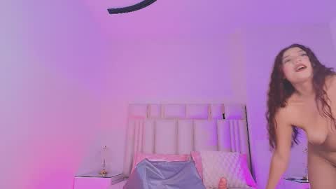 Mia  online show from 2, 3, 2026