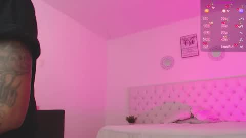 Snapshot of _miia_sweet chatting on 24, 10, 2025 Paula online show from 24, 10, 2025