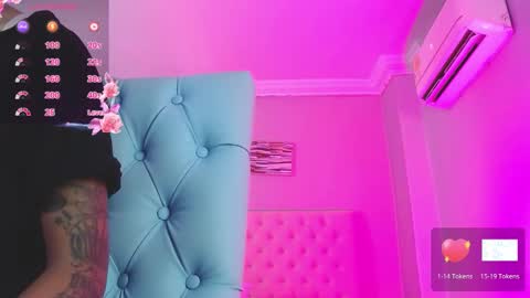 Snapshot of _miia_sweet chatting on 4, 12, 2025 Paula online show from 4, 12, 2025