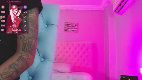 Snapshot of _miia_sweet chatting on 15, 12, 2025 Paula online show from 15, 12, 2025