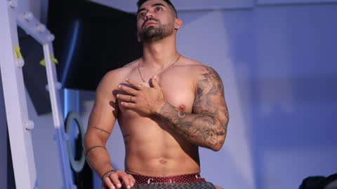 Snapshot of _mikestone chatting on 18, 12, 2024 soy mike online show from 18, 12, 2024