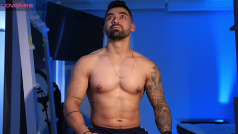 Snapshot of _mikestone chatting on 8, 1, 2025 soy mike online show from 8, 1, 2025