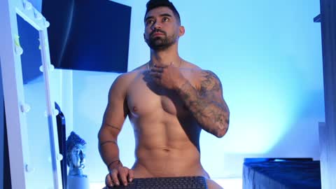 Snapshot of _mikestone chatting on 30, 1, 2025 soy mike online show from 30, 1, 2025