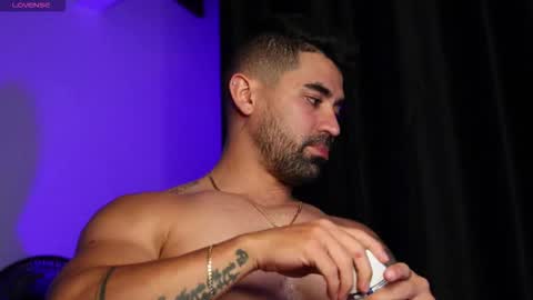 Snapshot of _mikestone chatting on 10, 10, 2025 soy mike online show from 10, 10, 2025