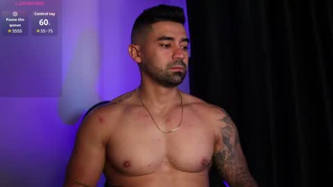 Snapshot of _mikestone chatting on 19, 10, 2025 soy mike online show from 19, 10, 2025