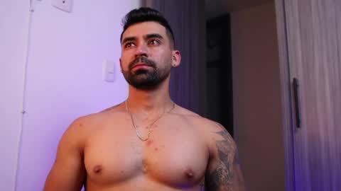 Snapshot of _mikestone chatting on 1, 11, 2025 soy mike online show from 1, 11, 2025