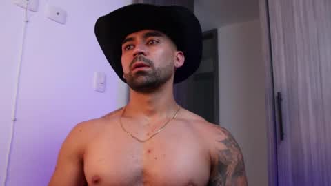 Snapshot of _mikestone chatting on 1, 11, 2025 soy mike online show from 1, 11, 2025