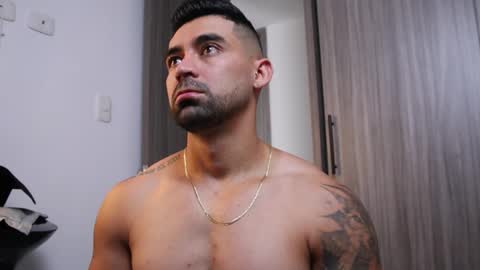 Snapshot of _mikestone chatting on 29, 11, 2025 soy mike online show from 29, 11, 2025