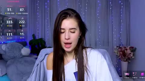 Snapshot of _mila__aa chatting on 3, 10, 2025 Milana online show from 3, 10, 2025