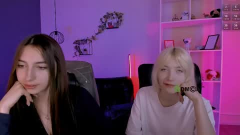 Snapshot of _mila_fire chatting on 4, 5, 2026 your Mila online show from 4, 5, 2026