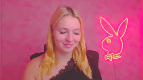 Melanie online show from 8, 11, 2025