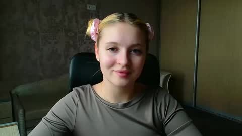 Melanie online show from 11, 5, 2026