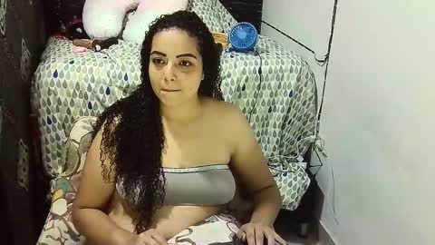 Snapshot of _milf_naughty chatting on 18, 10, 2025 _milf_naughty online show from 18, 10, 2025
