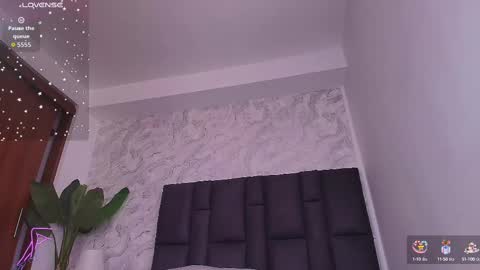 Snapshot of _mishell chatting on 22, 9, 2025 Mishell online show from 22, 9, 2025