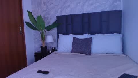 Snapshot of _mishell chatting on 15, 11, 2025 Mishell online show from 15, 11, 2025