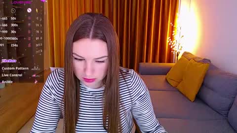 Snapshot of _miss_mia chatting on 4, 3, 2025 Mia online show from 4, 3, 2025