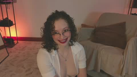 Mara Independent model online show from 10, 4, 2026