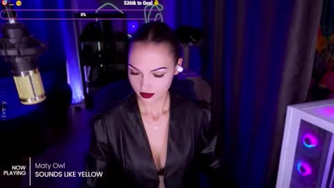 Mistress Milana online show from 17, 10, 2025