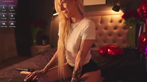 Snapshot of _miumiu_ chatting on 14, 2, 2025 Sasha online show from 14, 2, 2025