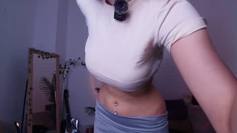 Snapshot of _monnytoon_ chatting on 18, 7, 2026 Eva online show from 18, 7, 2026