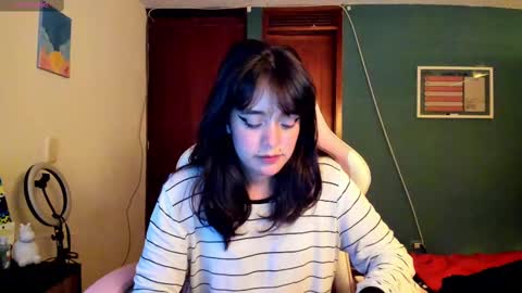 Snapshot of _moon_cake_ chatting on 18, 2, 2025 Next stream 950 pm Colombia time xd online show from 18, 2, 2025