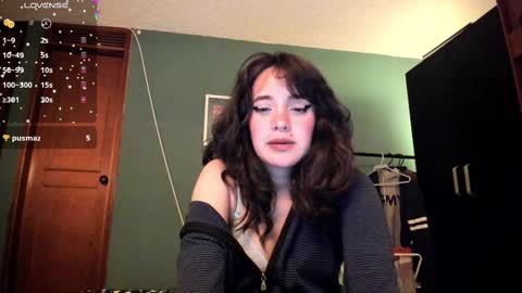 Snapshot of _moon_cake_ chatting on 27, 2, 2025 Next stream 950 pm Colombia time xd online show from 27, 2, 2025