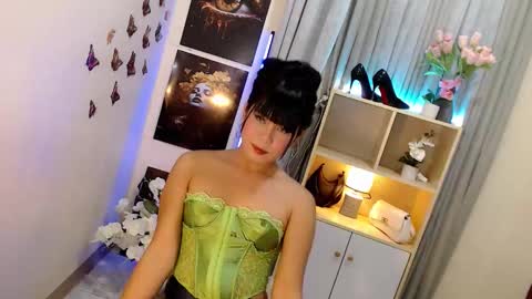 _mysticdoll_ online show from 13, 10, 2025