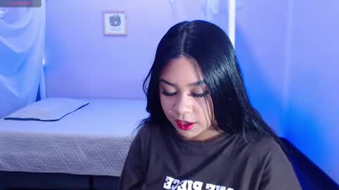 nahomi  online show from 10, 3, 2025