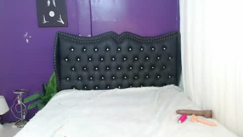 Snapshot of _nakedsabrina chatting on 13, 6, 2026 jenny claire online show from 13, 6, 2026