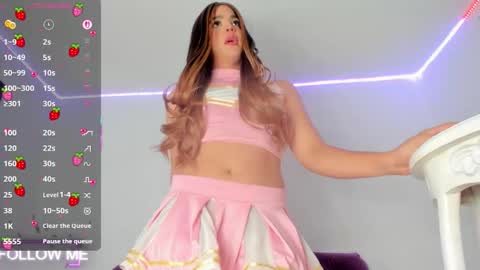 Snapshot of _naomi_fox chatting on 6, 10, 2025 shantall online show from 6, 10, 2025