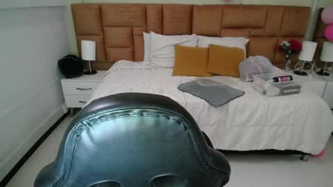 Snapshot of _natalie18_ chatting on 9, 2, 2025 Natalie online show from 9, 2, 2025