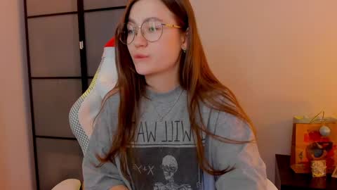 Snapshot of _nemalkovamia chatting on 12, 1, 2025 Mia with a big heart online show from 12, 1, 2025