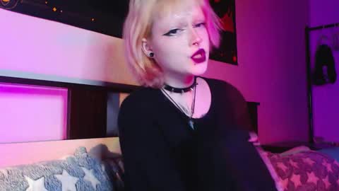 Nicole online show from 3, 12, 2025