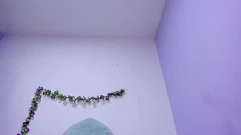 Snapshot of _nicollee chatting on 10, 2, 2025 juliana online show from 10, 2, 2025