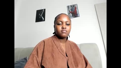 Snapshot of _nightnursee chatting on 9, 9, 2025 belle online show from 9, 9, 2025