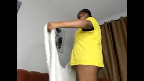 Snapshot of _nightnursee chatting on 2, 10, 2025 belle online show from 2, 10, 2025