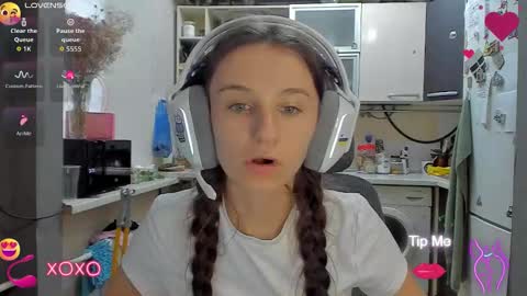 Nika online show from 26, 9, 2025