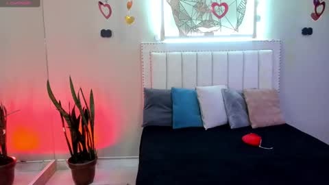   online show from 14, 2, 2025