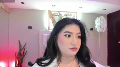   online show from 26, 11, 2025