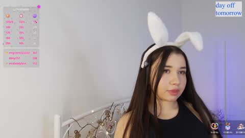 Vivian online show from 3, 1, 2025